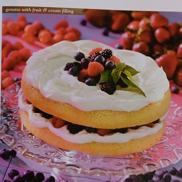 Desserts Hardcover Cookbook With 165 Recipes, Cakes Cookies Sweets Treats - Picture 11 of 14